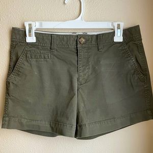 Old Navy Khaki Shorts Olive Green
